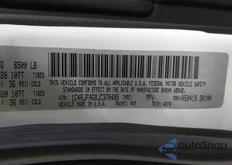 2018 Jeep Grand Cherokee Upland 4X4 z USA, uszkodzony, nr VIN 1C4RJFAG8JC370485